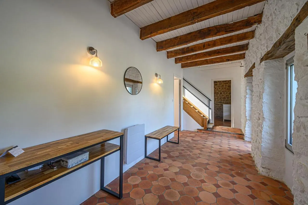Hébergement de vacances Villa LA CALYPSO - Magnifique longère avec piscine ! à Noyalo